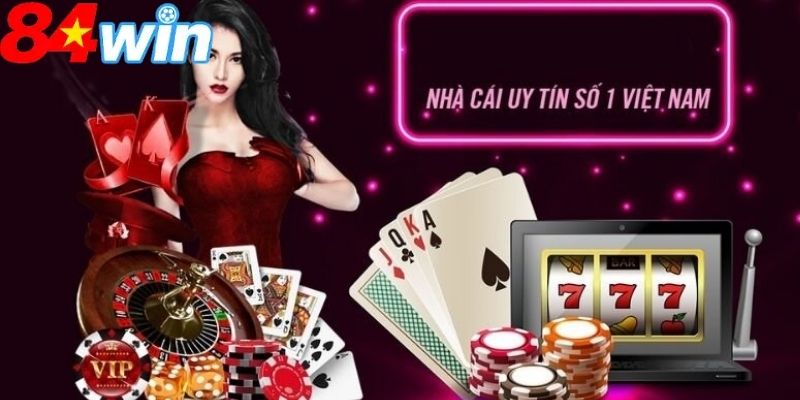 Hệ thống liên tục thu thập và phân tích hành vi người dùng